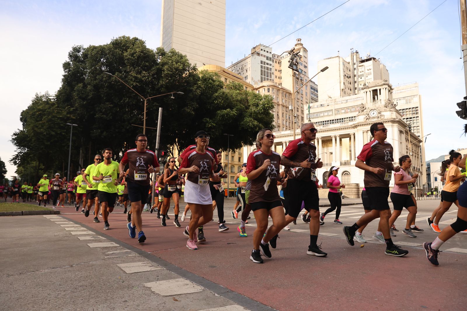 Com apoio do Governo do Estado, Circuito Rio Antigo transforma Arcos da Lapa em cenário de corrida