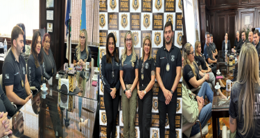 Secretária da Seap recebe servidores reintegrados da Comissão Mista