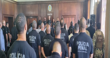 Formatura do 1º Curso de Instrutor de Armamento e Tiro