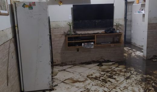 Água dentro das casas chegou a mais de um metro de altura