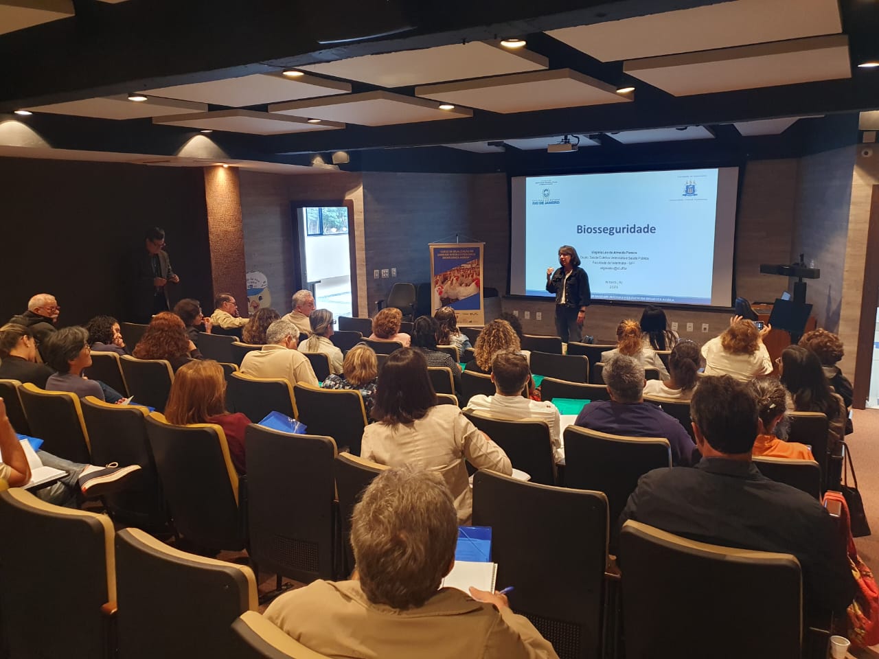 Defesa Agropecuária realiza curso de atualização em Sanidade Avícola e em Infuenza Aviária