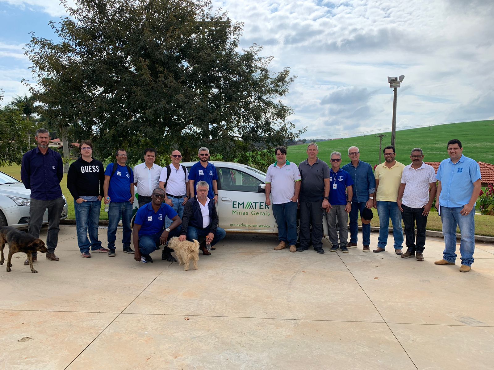 Comitiva da Emater-Rio visita vinícolas mineiras em busca de fomentar cultura no estado