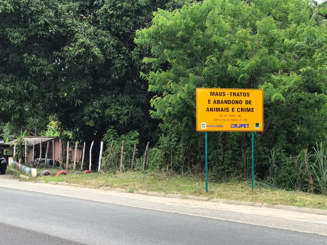 Placas contra abandono de animais em estradas são instaladas na RJ – 125