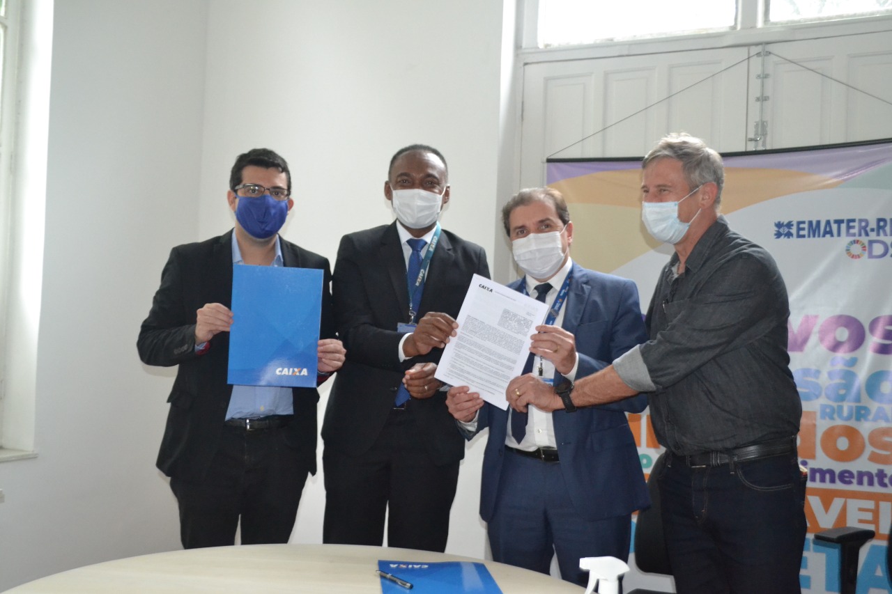  Convênio com a Caixa vai beneficiar produtores rurais do estado do Rio de Janeiro