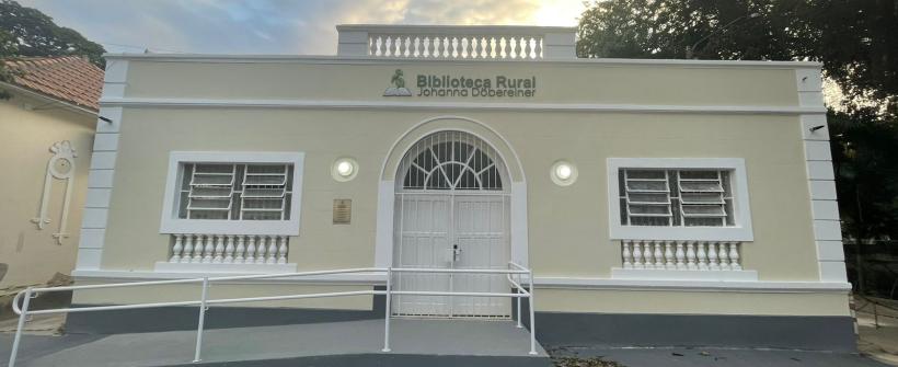 Secretaria de Estado de Agricultura e Pesagro-Rio inauguram biblioteca em comemoração ao centenário de Johanna Döbereiner
