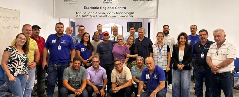 Reunião entre Emater-Rio, lideranças locais e órgãos públicos busca solucionar crise na produção de Goiabas em Cachoeiras de Macacu