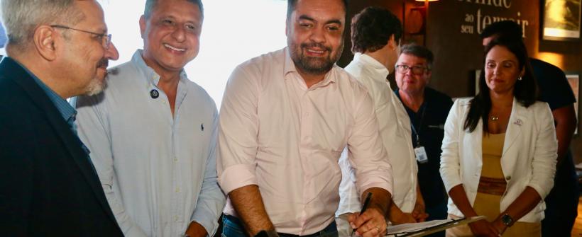 Governo do Estado lança pedra fundamental de obra de construção do Laboratório da Uva em Areal
