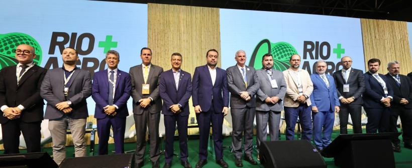 Cláudio Castro leva agro fluminense ao maior fórum agroambiental do mundo