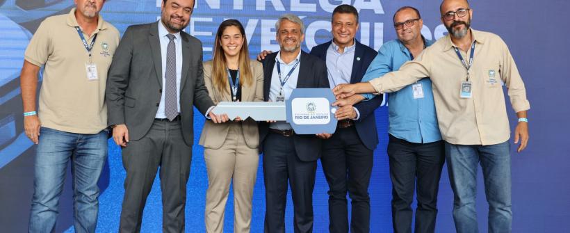 Cláudio Castro entrega 20 novos veículos para reforçar a fiscalização agropecuária