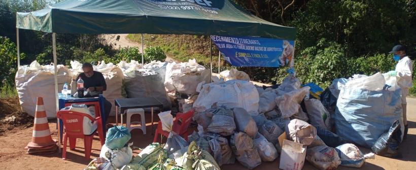 De olho no meio ambiente, Secretaria de Agricultura recolhe 80 toneladas de embalagens usadas de agrotóxicos em municípios fluminenses