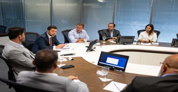 Governo do Estado assina Termo de Acordo de Regime Especial com maior empresa de comércio exterior