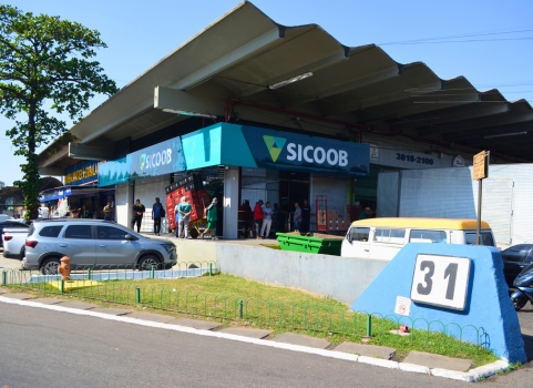 Ceasa/RJ em Irajá inaugura agência do Sicoob para beneficiar produtores rurais
