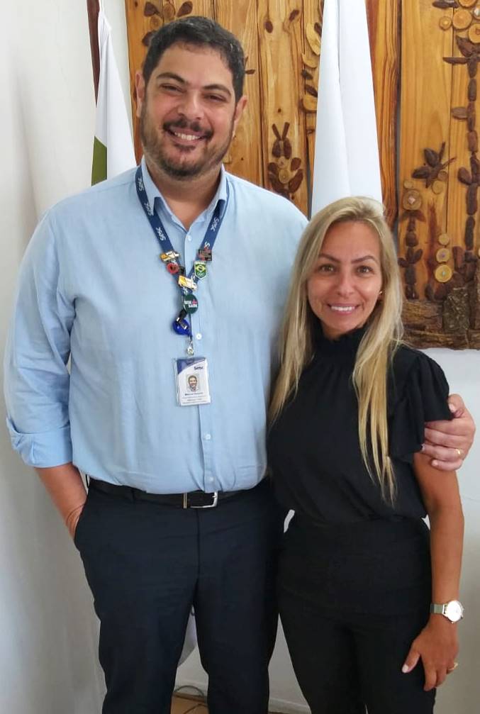 Coordenado de Saúde do Sesc Rio, Marcus Bezerra, e a presidente da Ceasa/RJ, Bianca de Carvalho