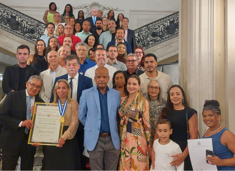Presidente da CEASA/RJ e funcionários recebem homenagem na Câmara Municipal do Rio de Janeiro por contribuições à agricultura fluminense