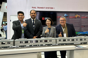 O presidente, Fabrício Abílio (segundo da esquerda para direita) e o Diretor da DIREO, Ary Arruda (último à direita), com representantes da CRRC na NT EXPO 2023