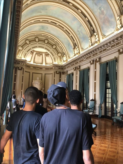 Socioeducandos do Criaad Cabo Frio visitam Museu de Tiradentes na Alerj