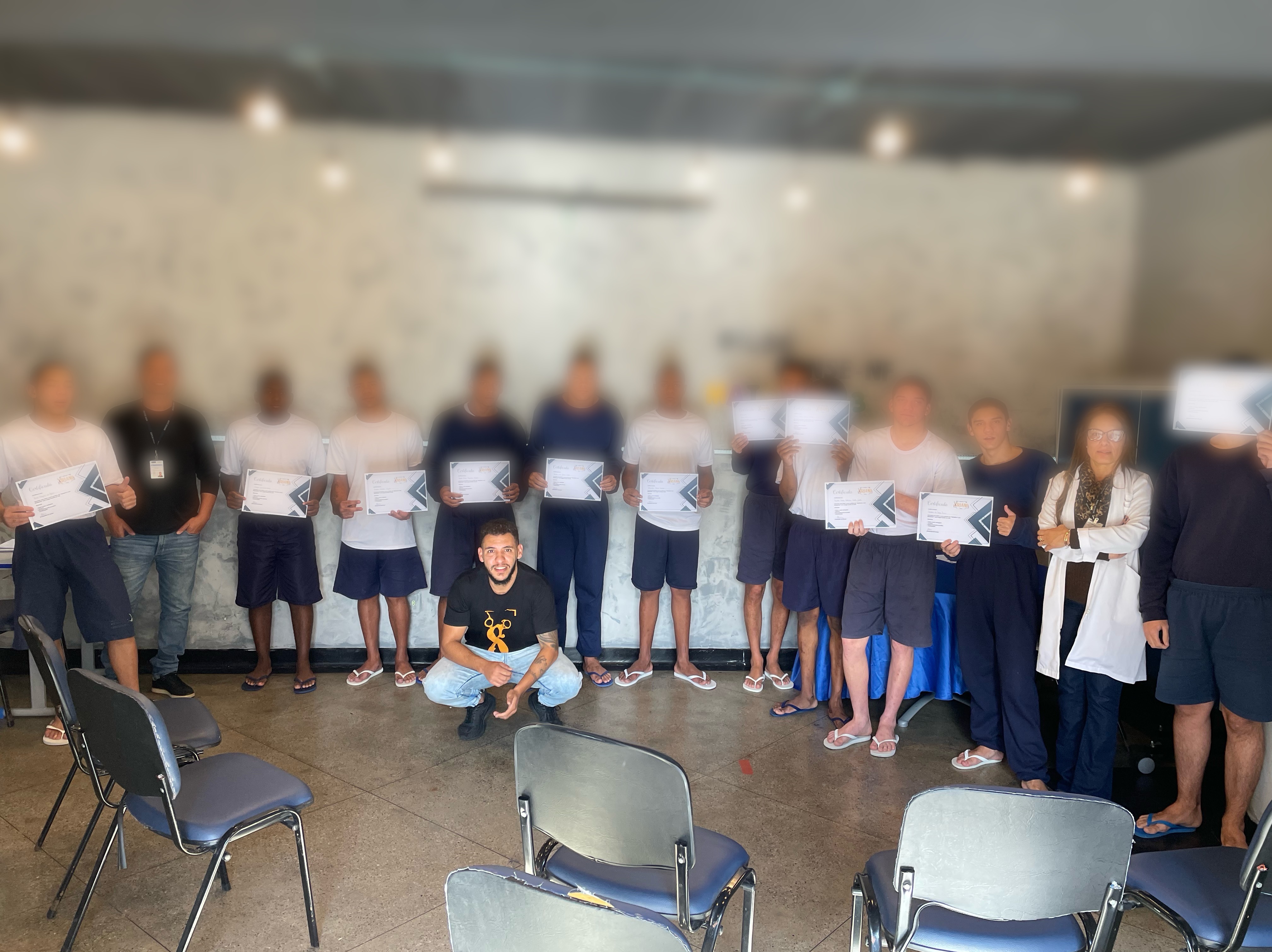 Os projetos ''Barbeiro e sua barbearia'' e ''Jovem Alerta'' certificaram socioeducandos da unidade