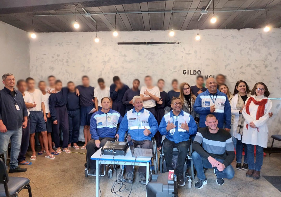 CENSE Nova Friburgo realiza ação da Operação Lei Seca com socioeducandos