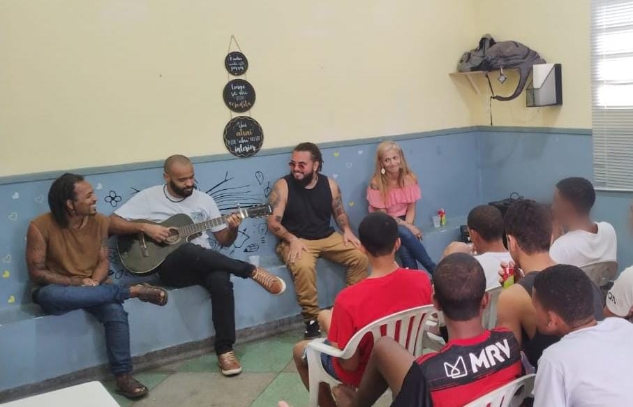 Atmosfera Musical no Criaad Santa Cruz 