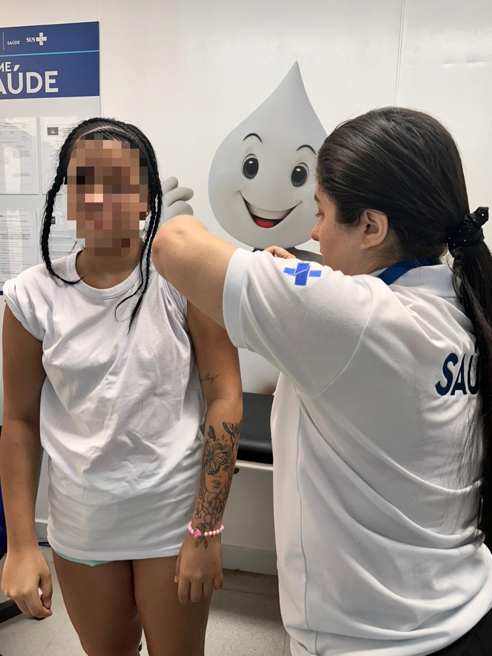 Criaad Galeão atualiza esquema de vacinação das adolescentes