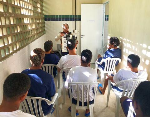 Acordeão e Histórias 