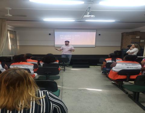 Degase e UERJ abrem inscrições de bolsas de capacitação para  familiares de jovens em cumprimento de medidas socioeducativas