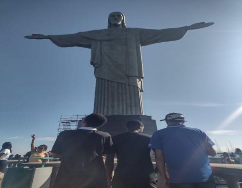Socieducandos do CRIAAD Cabo Frio visitam museu da Urca e Cristo Redentor