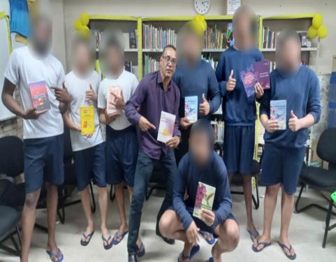 Papo com Autor: CAI Baixada entrevista Jefferson Rocha, coordenador da TV Degase