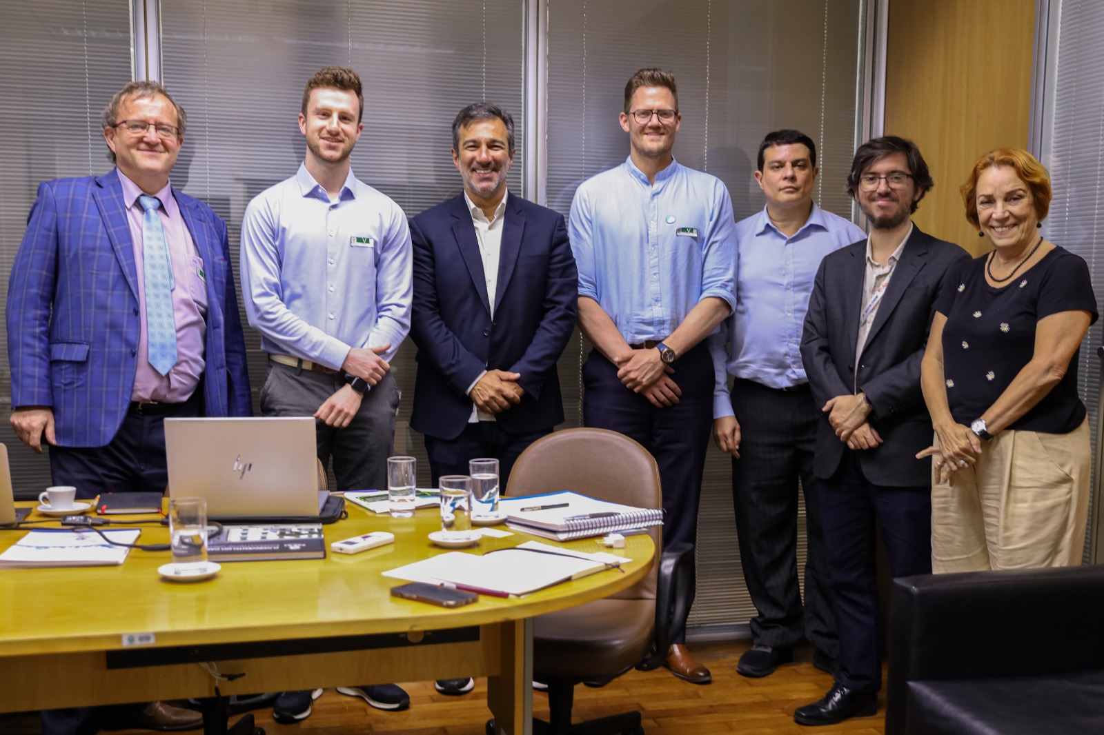 Secretário Vinicius Farah recebe empresas belgas interessadas em investir no Rio de Janeiro