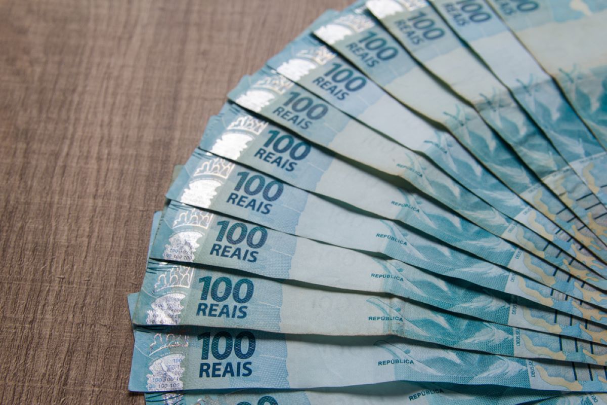 Balança comercial fluminense acumula superávit de US$ 7,5 bilhões