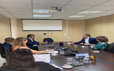 Secretário de Desenvolvimento Econômico debate concorrência desleal de produtos importados com diretores da Anvisa