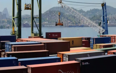  Balança comercial fluminense acumula superávit de US$ 3,6 bilhões nos primeiros quatro meses de 2025