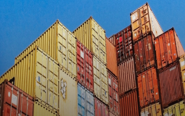 Balança comercial fluminense acumula superávit de US$ 9,9 bilhões de janeiro a agosto de 2025