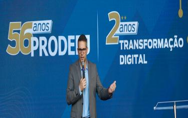 Secretaria de Transformação Digital e PRODERJ comemoram aniversário