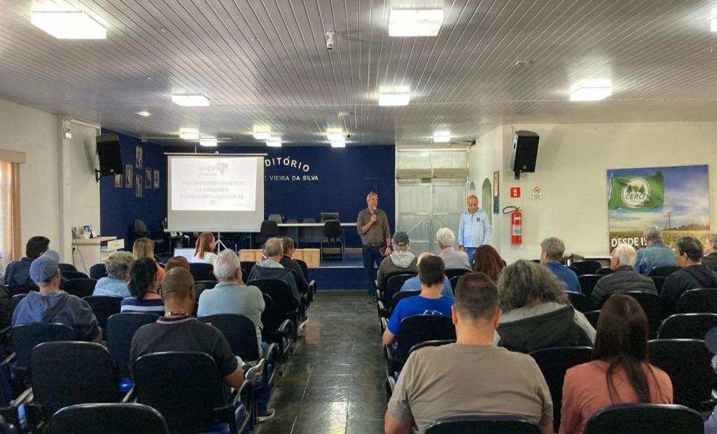 Ciclo de Palestras da EMATER-RIO tem continuidade na Região Centro