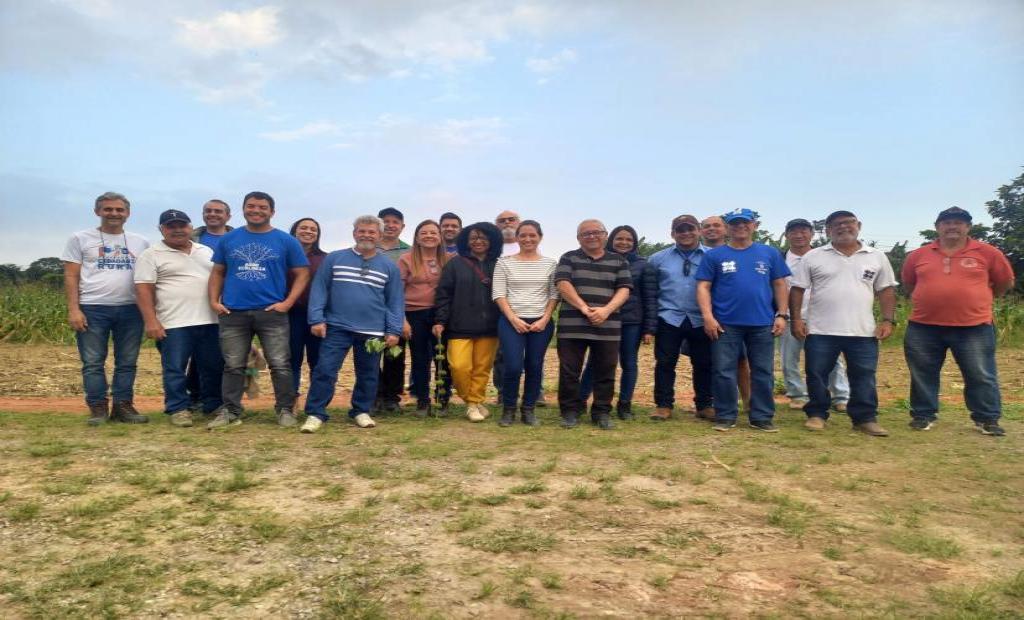 EMATER-RIO realiza Dia Especial sobre Experiências de Campo em Controle Biológico em Magé