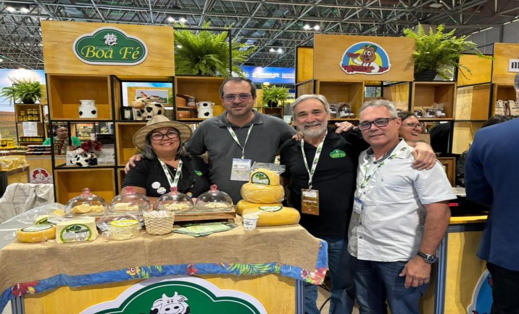 EMATER-RIO participa da abertura do Rio+Agro