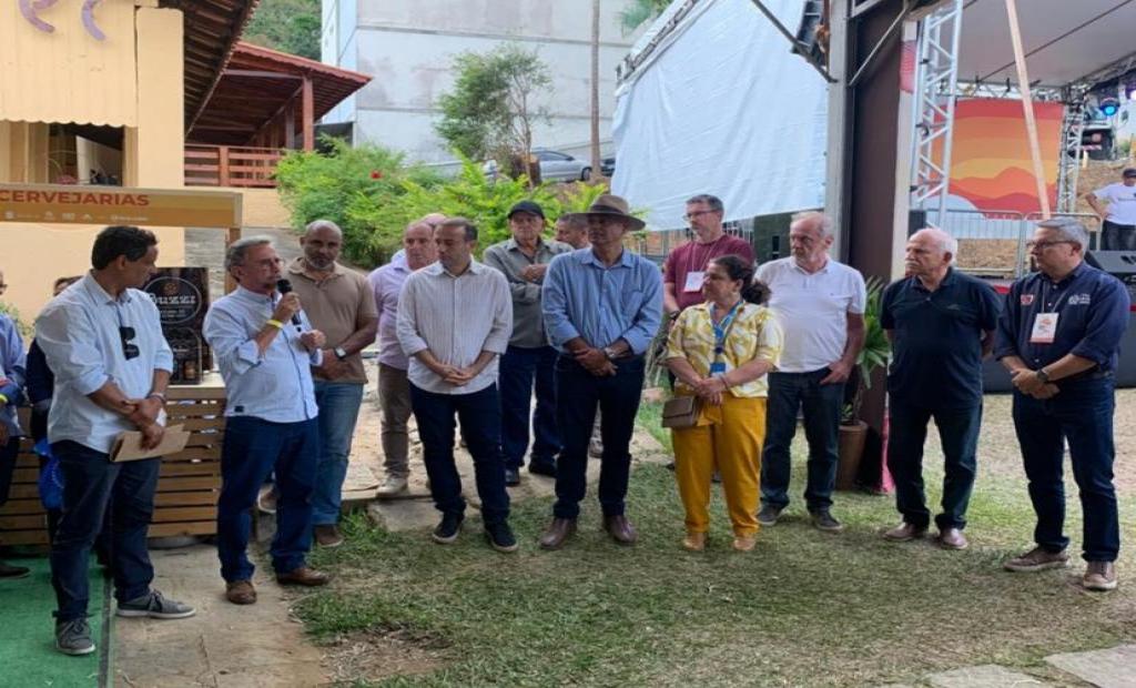 EMATER-RIO promove a I Festa do Café e da Flor em Bom Jardim