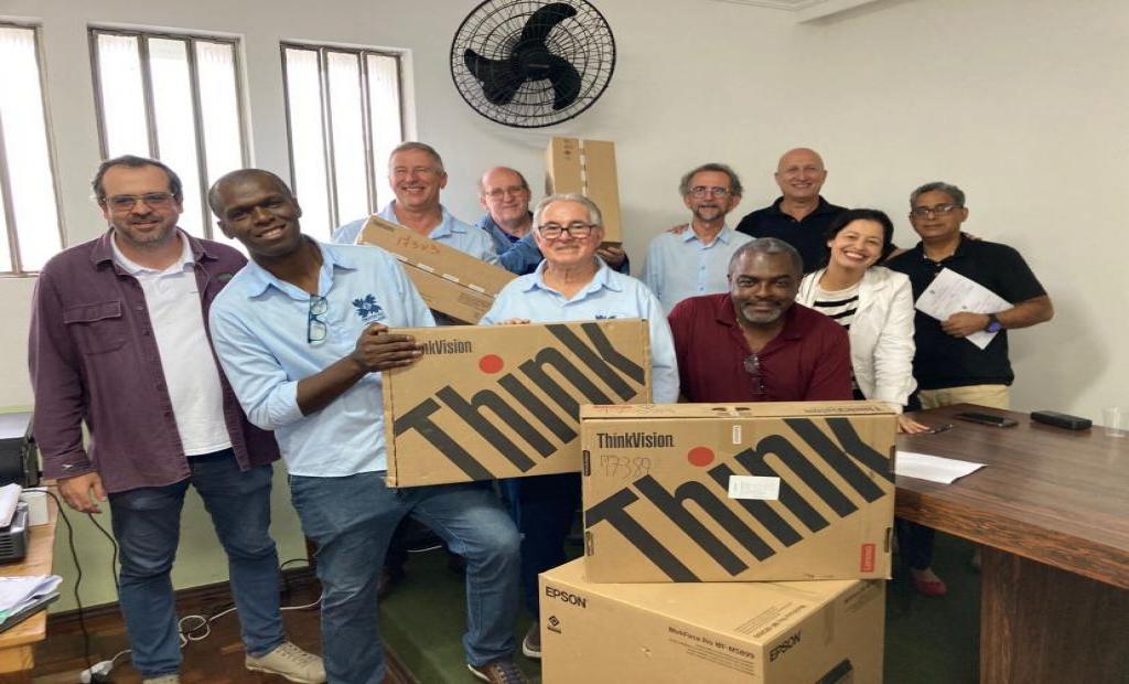 EMATER-RIO entrega novos computadores para escritórios da região Sul Fluminense