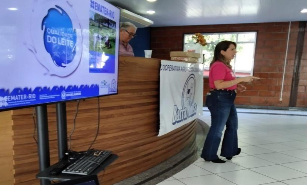 EMATER-RIO e Embrapa Gado de Leite realizam treinamento em Barra Mansa