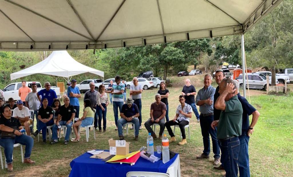 EMATER-RIO promove Dia de Campo da Bovinocultura em Três Rios