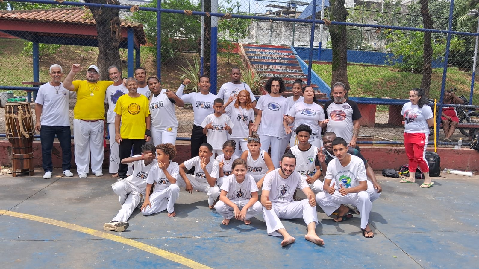 Roda de capoeira comemora 29 anos de atuação no Jardim América, na Zona Norte