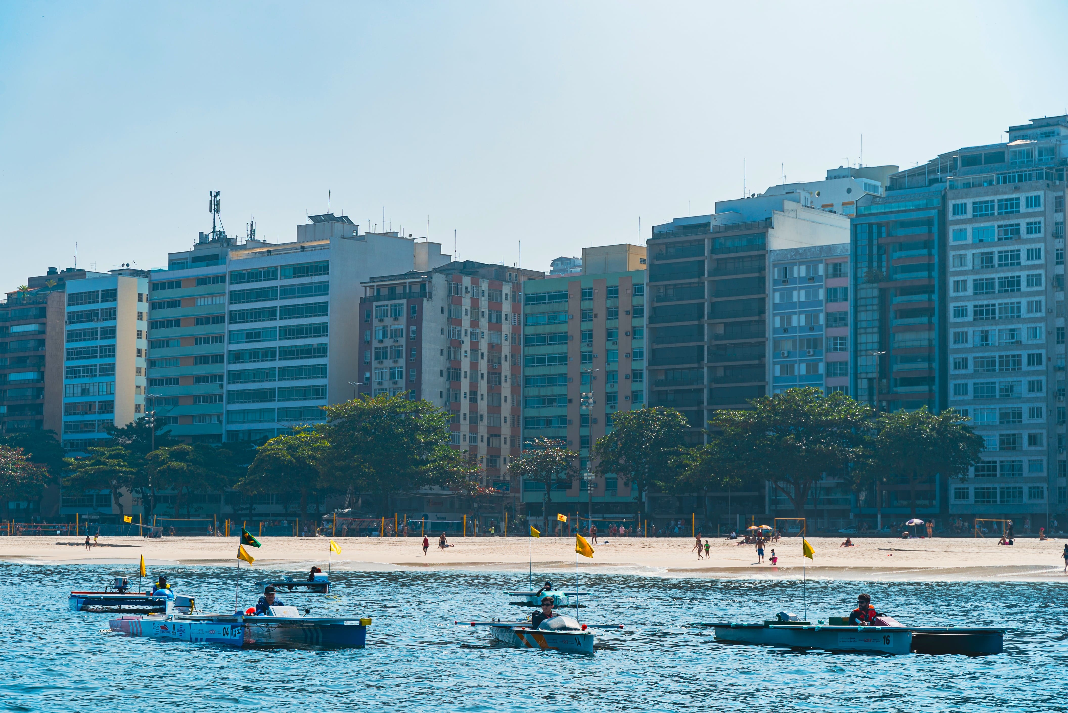 Com apoio do Governo do Estado, competição de embarcações movidas à energia solar chega a Niterói