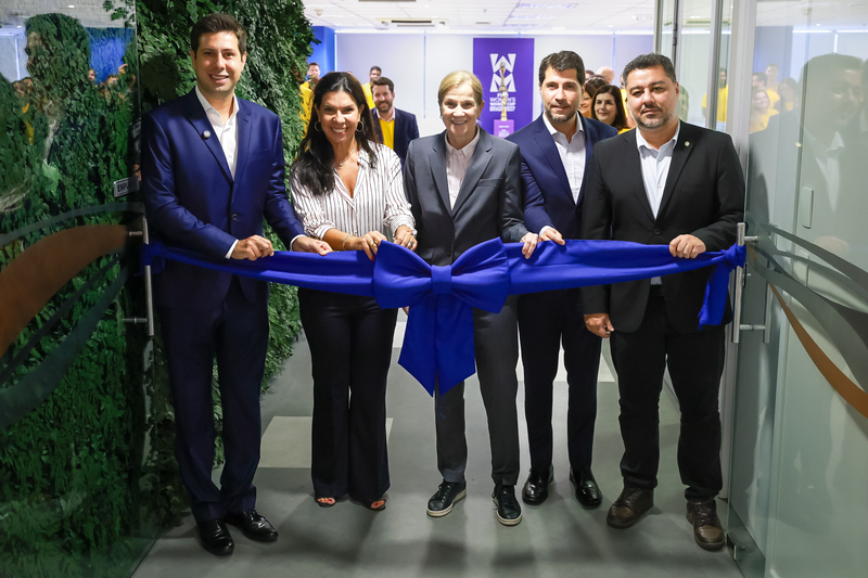 O secretário Rodrigo Scorzelli e o deputado estadual Rafael Picciani estiveram presentes na cerimônia