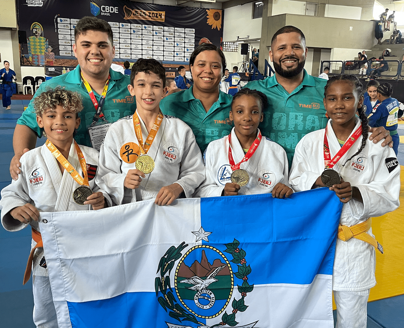 Rio de Janeiro conquista 16 medalhas de ouro na estreia dos Jogos Escolares Brasileiros