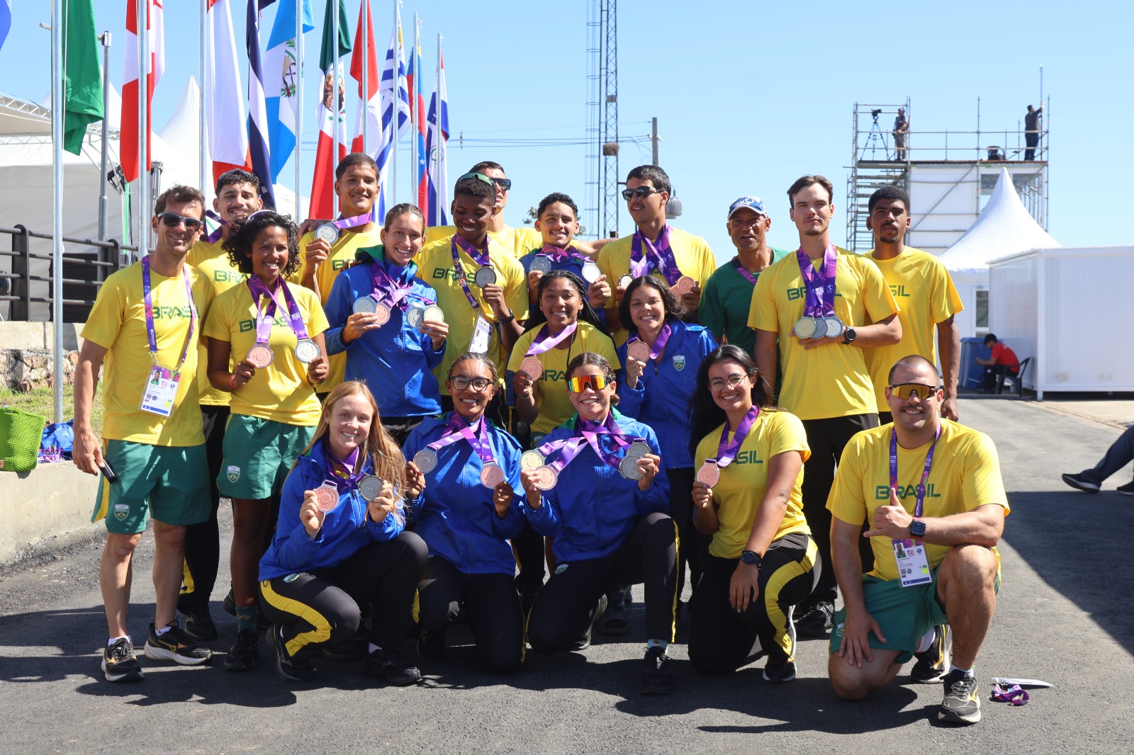 Atletas de remo do Bolsa Atleta RJ conquistam medalhas nos Jogos Pan-americanos Júnior no Paraguai