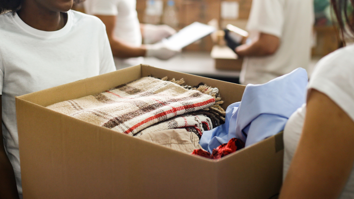 Secretaria estadual de Esporte e Lazer monta pontos de doações temporários para a população atingida pelas chuvas no Rio de Janeiro