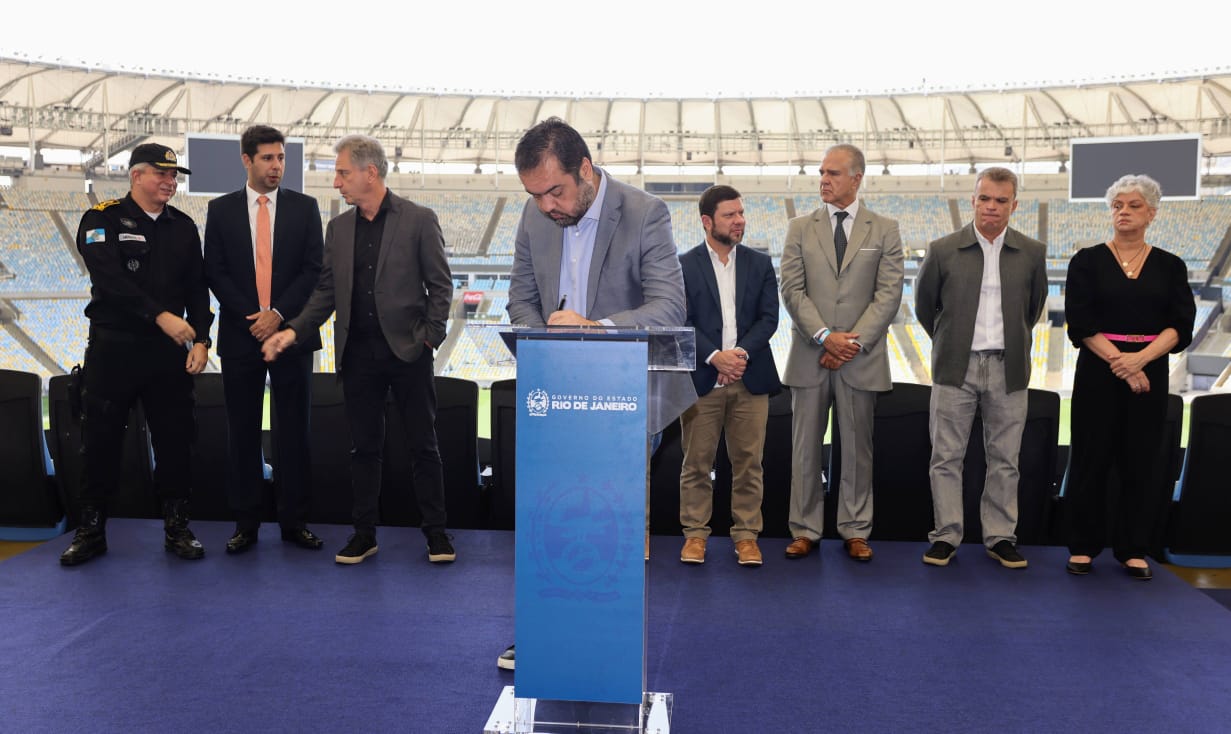 Governador Cláudio Castro assina contrato de concessão do Complexo Maracanã com consórcio vencedor da licitação