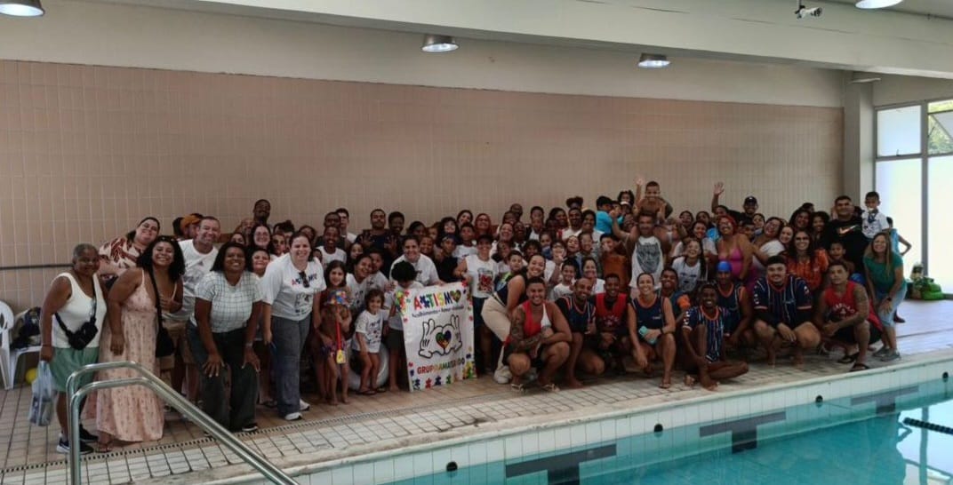 Parque Aquático Júlio Delamare promove manhã de inclusão com famílias atípicas
