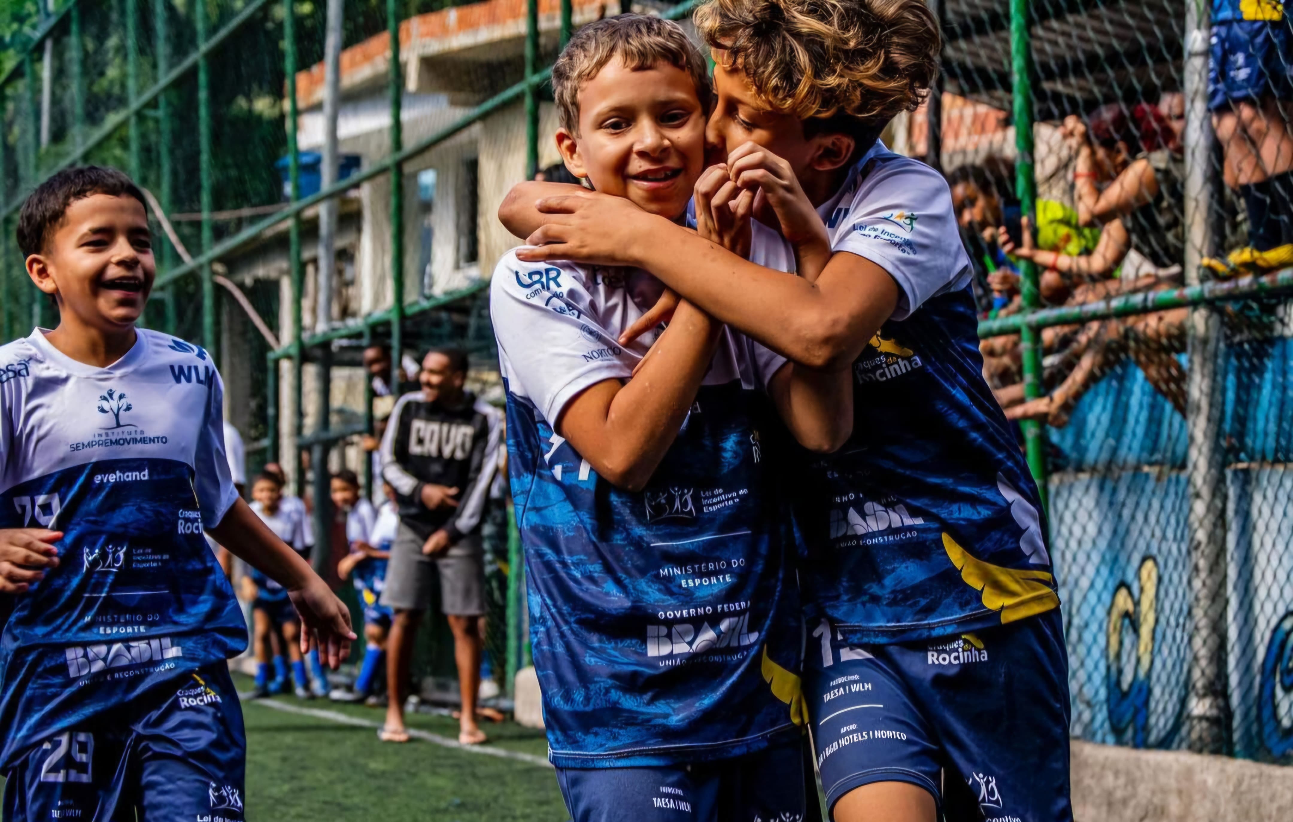 Copa Rocinha celebra o Dia das Crianças com torneio de futebol na Arena da Vila Verde
